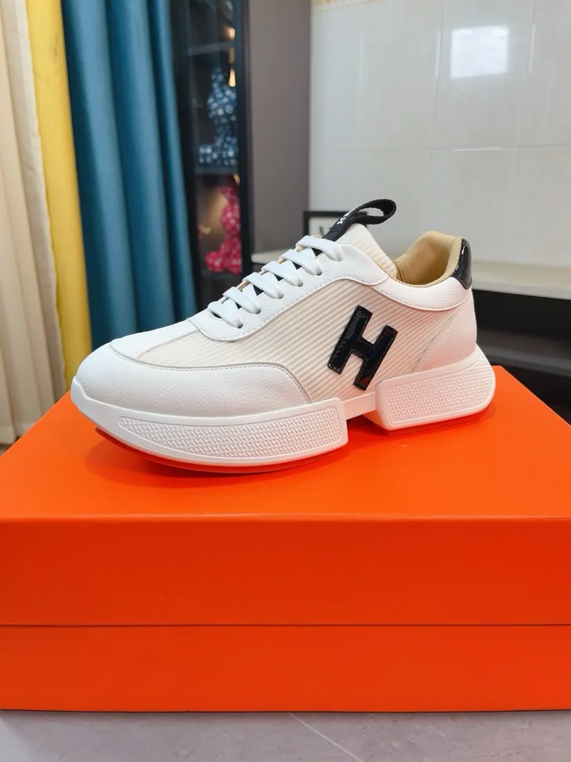 Men's shoes 💰460🌸🌸【HERMES】Hermès high-end quality original shoe upper: 🔝tumbled calfskin, suede calfskin, shoe body sewn H totem, outsole: ultra-light TPU foam·rubber; two-color molded outsole, ultra-high quality control·fine workmanship: highlighting (high-end·luxury·grade) 38-44 (45 can be customized)